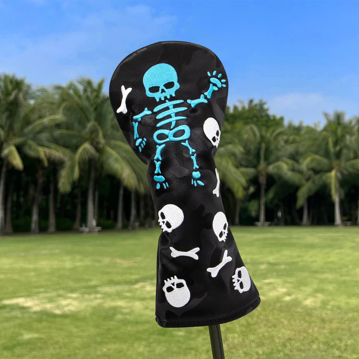 Black Skulls Wood Covers | headcovers